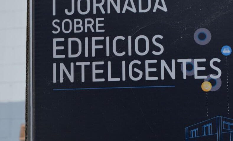 diseño en cartón a medida